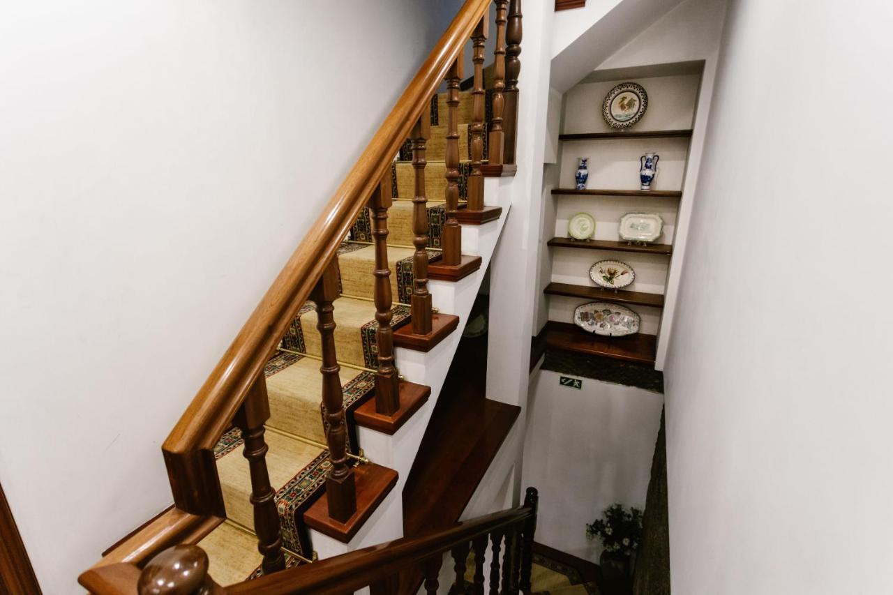 吉马良斯Casa Da Calcada别墅 外观 照片